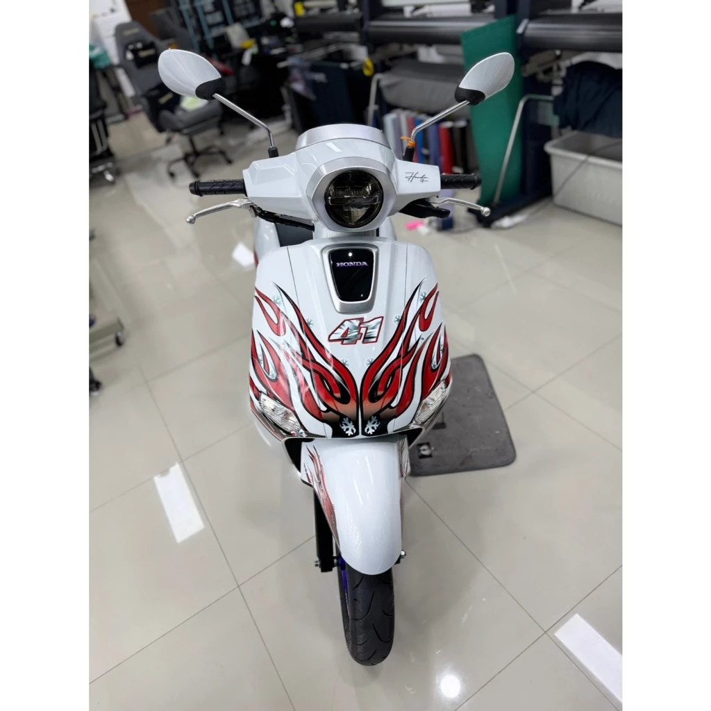 สติ๊กเกอร์ตติดรถลายไฟ Honda Giorno ตรงรุ่น thumbnail 8