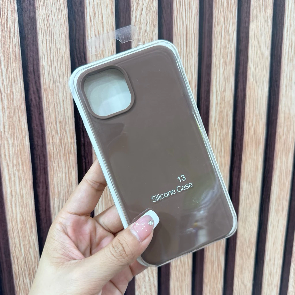 JH 💥รุ่นใหม่เคสไอโฟน16💥 Csaeกำมะยี่สีพื้นสีน้ำตาลใหม่ มีโลโก้ สำหรับรุ่น