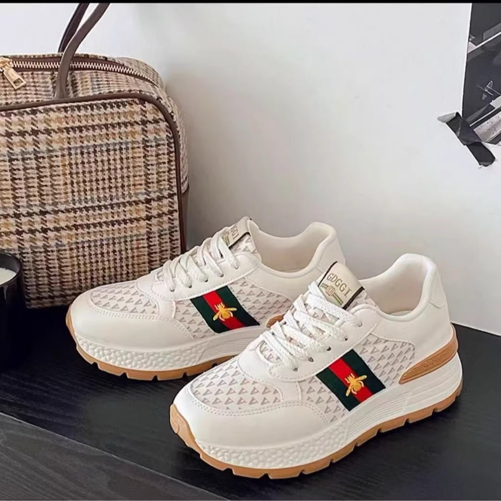 พร้อมส่ง🔥รองเท้าผ้าใบ 𝐆𝐆 รองเท้าแฟชั่น