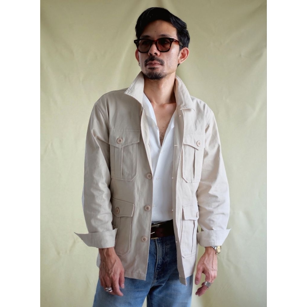 SAFARI JACKET (สีกากี)