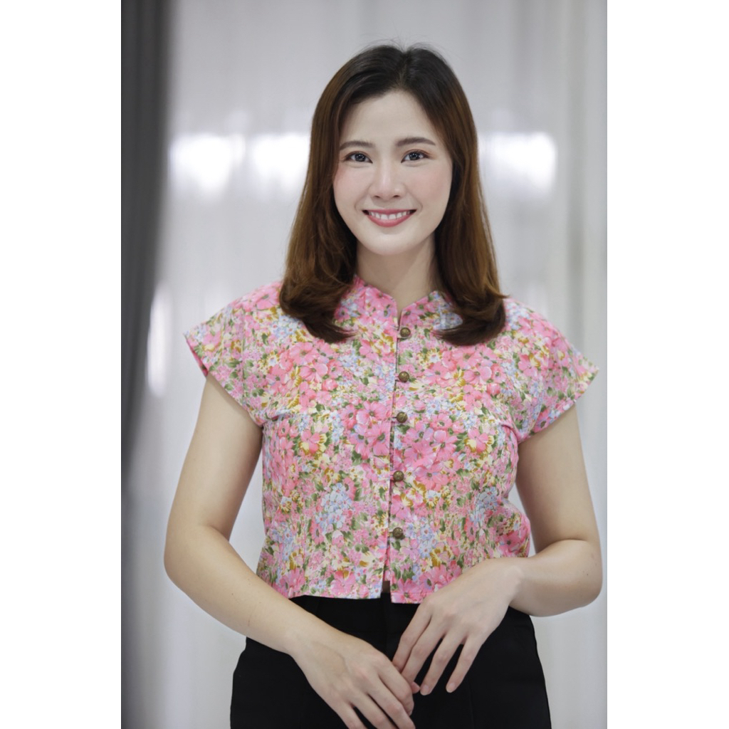 เสื้อแขนไหล่เลยลายดอก มี 3 สี