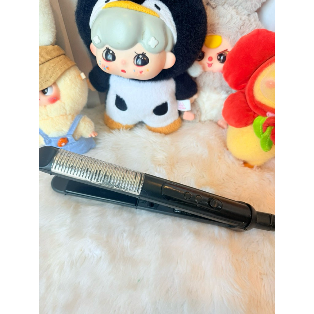 เครื่องหนีบและม้วนผม Lesasha รุ่น LS0558 มือสอง มีร่องรอยการใช้งานบ้าง