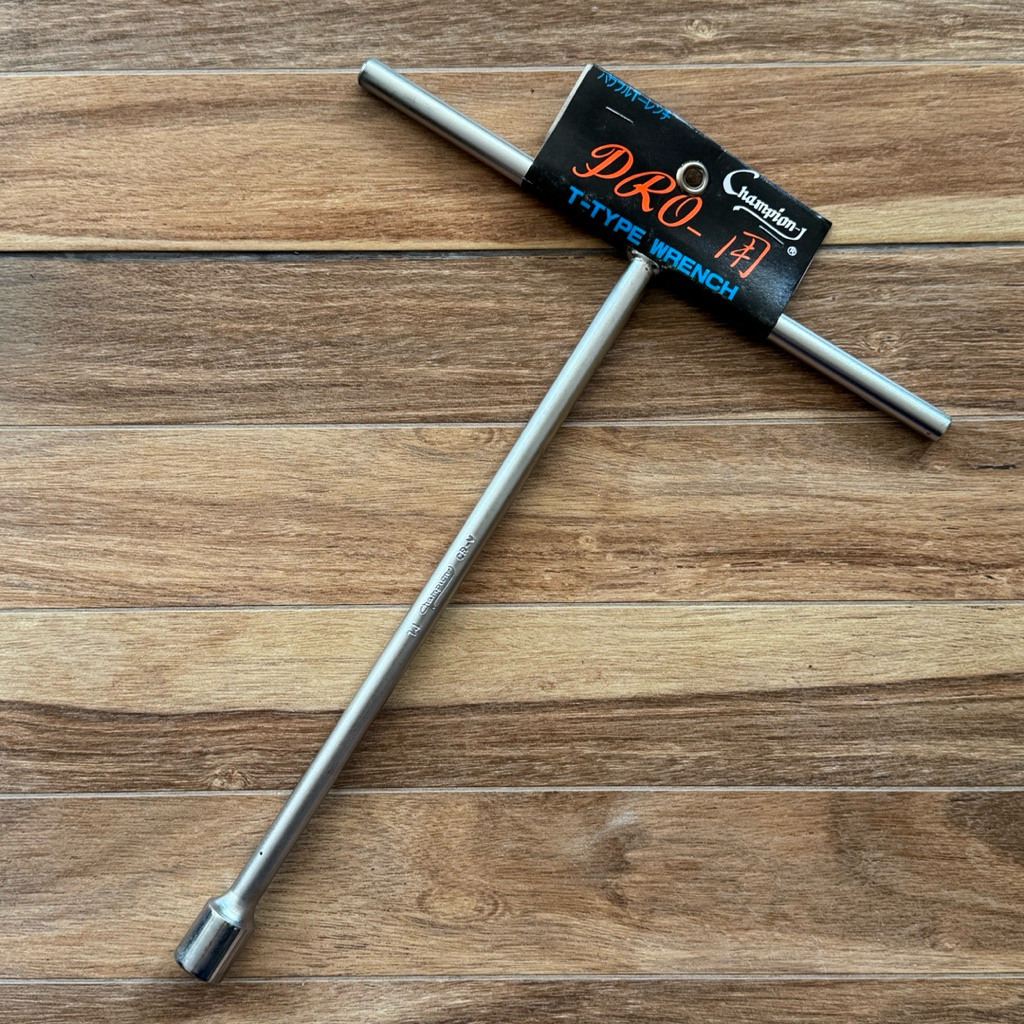 ประแจตัวที Champion เบอร์ 14