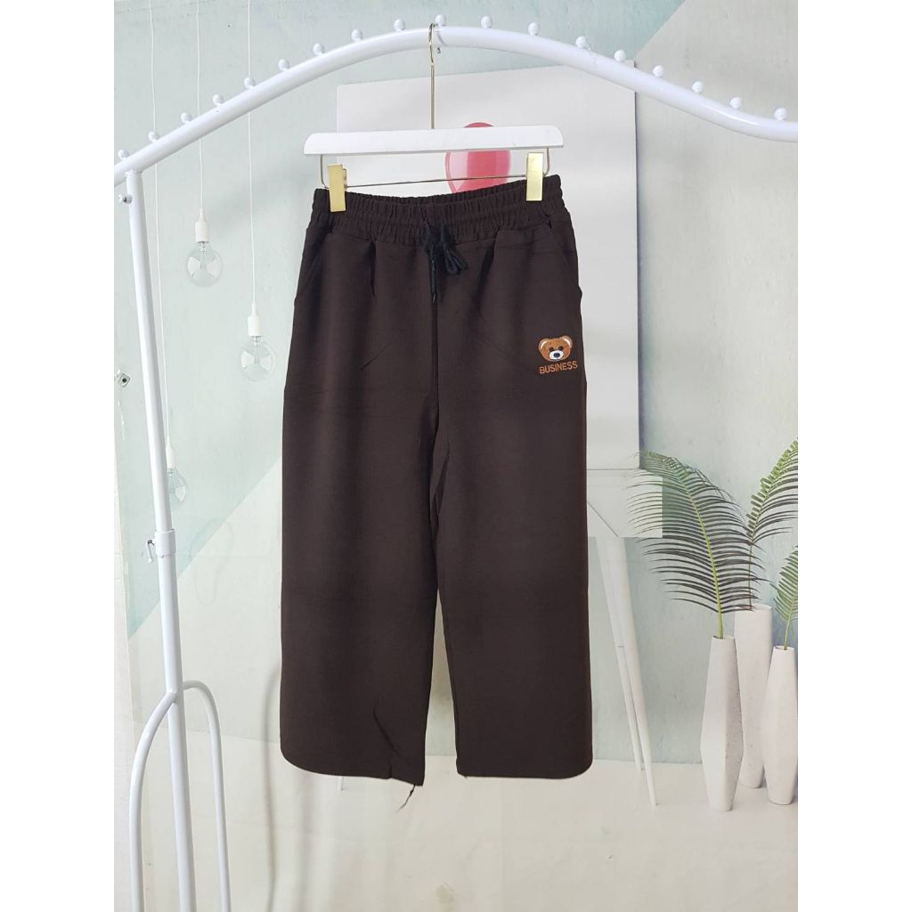 P803-กางเกงขาสั้นผ้ามูนเวฟสำหรับผู้หญิง เนื้อผ้านิ่มยืดใส่สบาย
