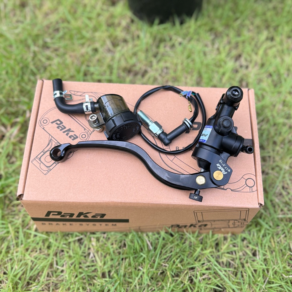 ปั้มบน PAKA ปั้มลอยเบอร์ 17.5 ข้างขวา อุปกรณ์ครบ พร้อมติดตั้ง ทรงโลโก้ขาว ใส่ Wave/Giorno/Lead