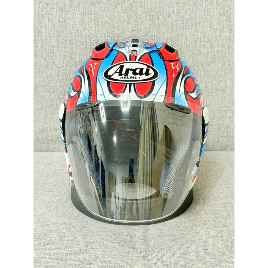 หมวกกันน็อคงาน1:1ArAi ลาย ไฟเรนโบครึ่งใบ กล่องถุงผ้ากสรีน สินค้ามีครบไซส์M L XL XXL ก่อนสังควรวัดรอบ