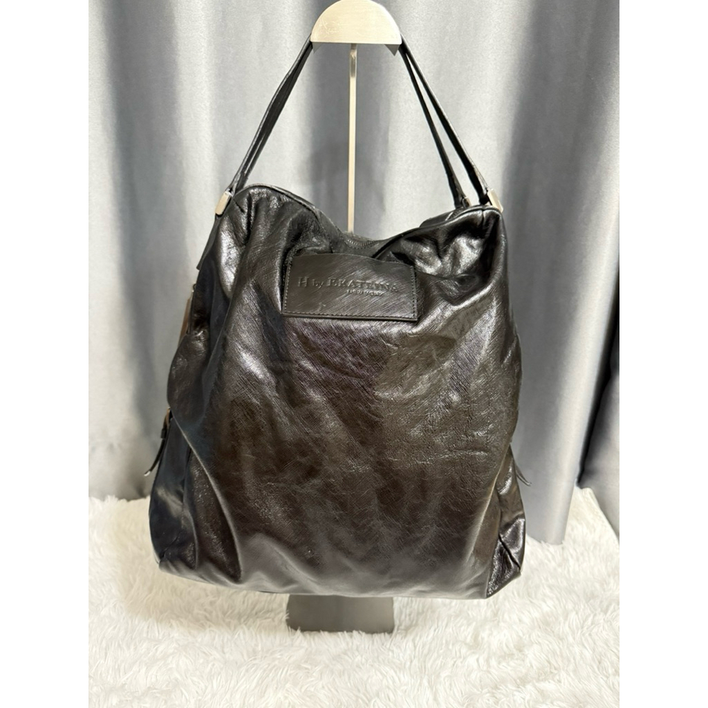 H by Ekatrina Newyork แท้100% หนังแกะนิ่มๆ เป้ได้ สะพายไหล่ได้ สีดำ  มือ2แต่สภาพ Like New