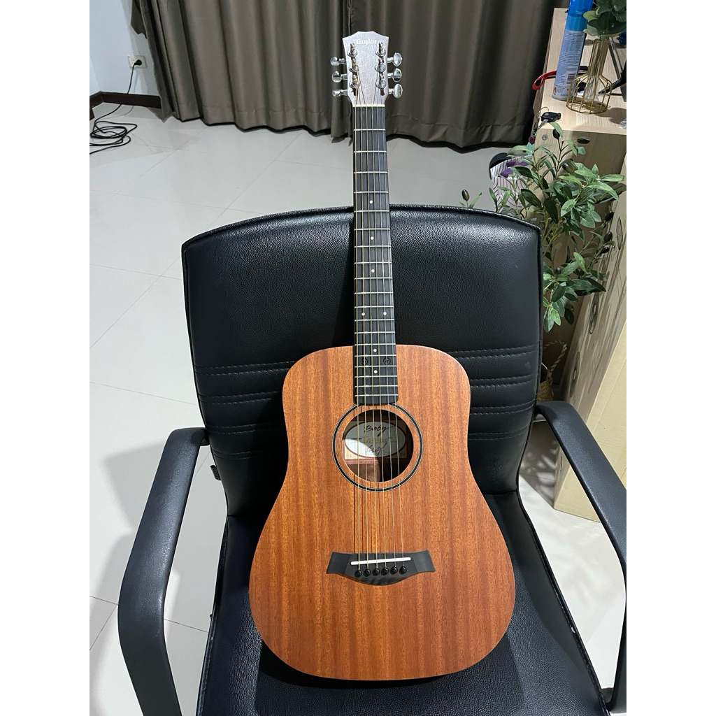 guitar taylor BT-2 กีตาร์โปร่ง เทเลอร์
