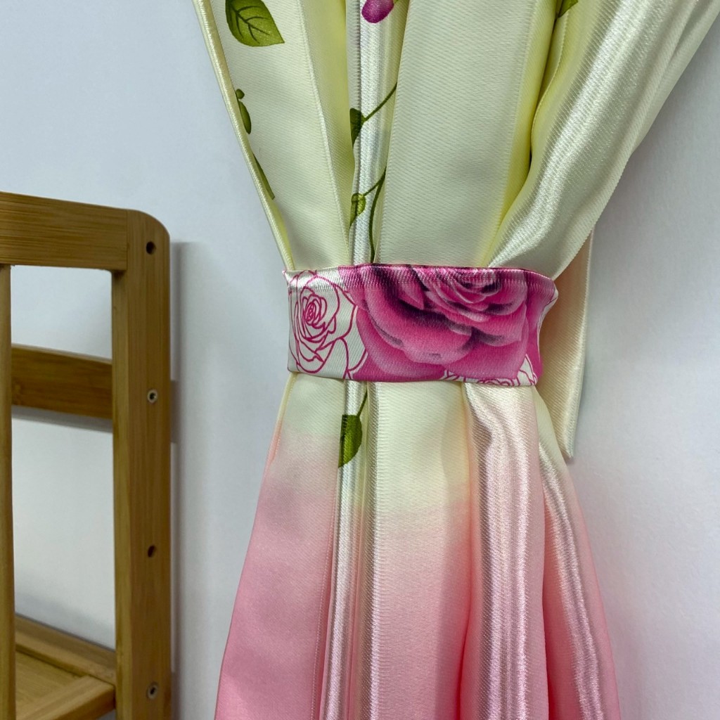 ผ้าม่านแบบสอดลวดลายดอกกุหลาบผ้าพิมลาย 2 หน้า ผ้าหนาสีสวยสดใสความสูง150เซนติเมตรมีสายผูกเย็บติดด้านข้าง - รูปที่ 7