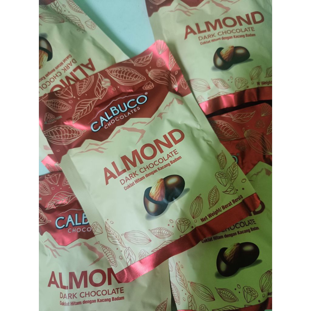 Chocolate almond มาเลเซีย
