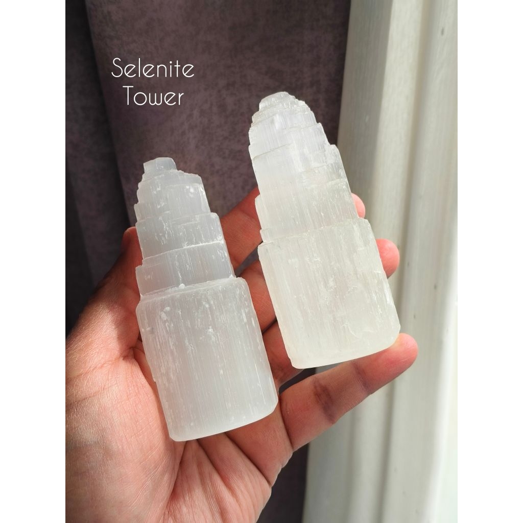 ❄️ เซเลไนต์  ( Selenite ) แท่งผลึกขาว ทรง ทาวเวอร์ เหลือบเเสงสวย ขนาดกลาง พอดีกับการวางประดับบ้าน