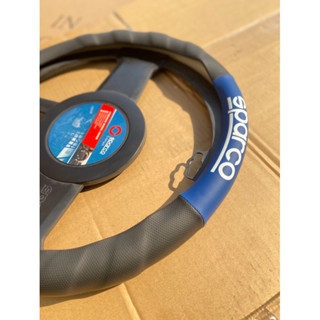 หุ้มพวงมาลัย sparco สีดำตัดด้วยสีเทา พร้อมสกรีนโลโก้ สัมผัสน…