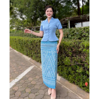 H-NA (ขายแยก)💓💓 ชุดผ้าไทยสีฟ้า เสื้อคอปีนไหมม่อนแขนสั้น กระดุมหน้า +ผ้าถุงแบบสำเร็จรูปผ้าฝ้ายทอป้ายสำเร็จรูป