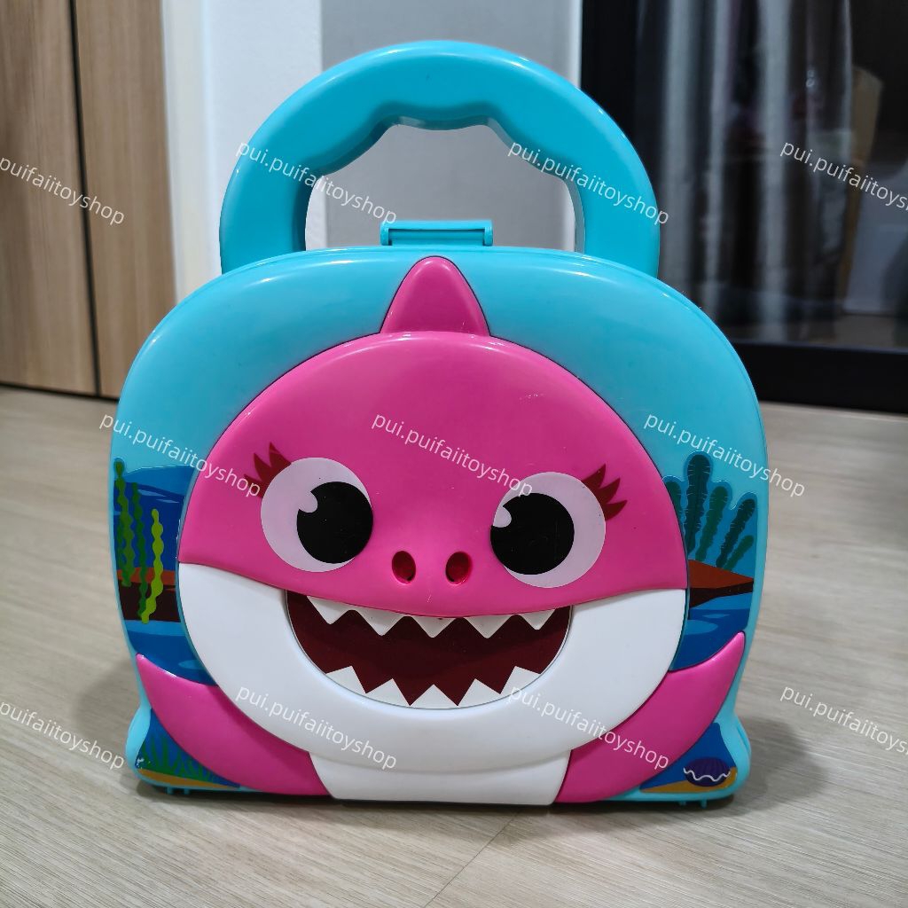 กล่องกระเป๋า PINKFONG BABY SHARK Case Mommy Shark มือสอง