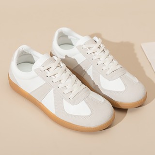 รองเท้าผ้าใบสีขาว สไตล์มินิมอล Earth Tone ซอร์ฟพื้นหนา ใส่สบ…