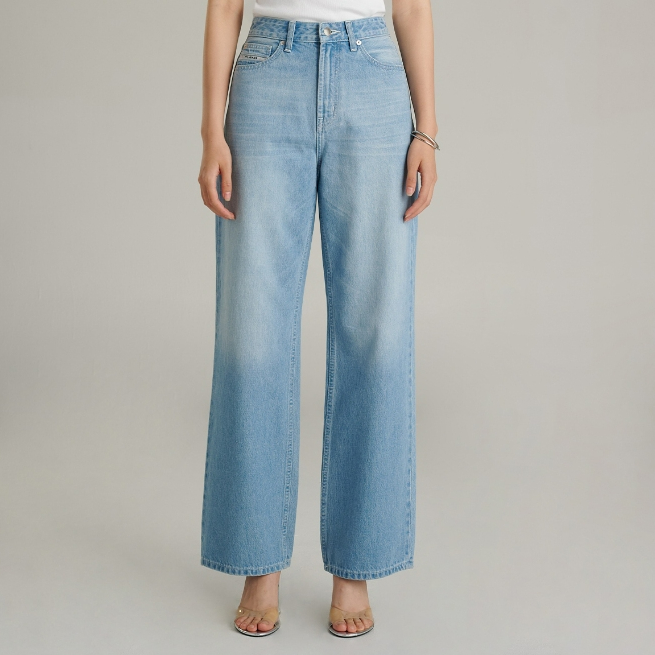 Mc jeans กางเกงยีนส์ผู้หญิง ขากว้าง ทรงไวด์เลค (Wide Leg) สียีนส์ฟอกอ่อน MFWZ215