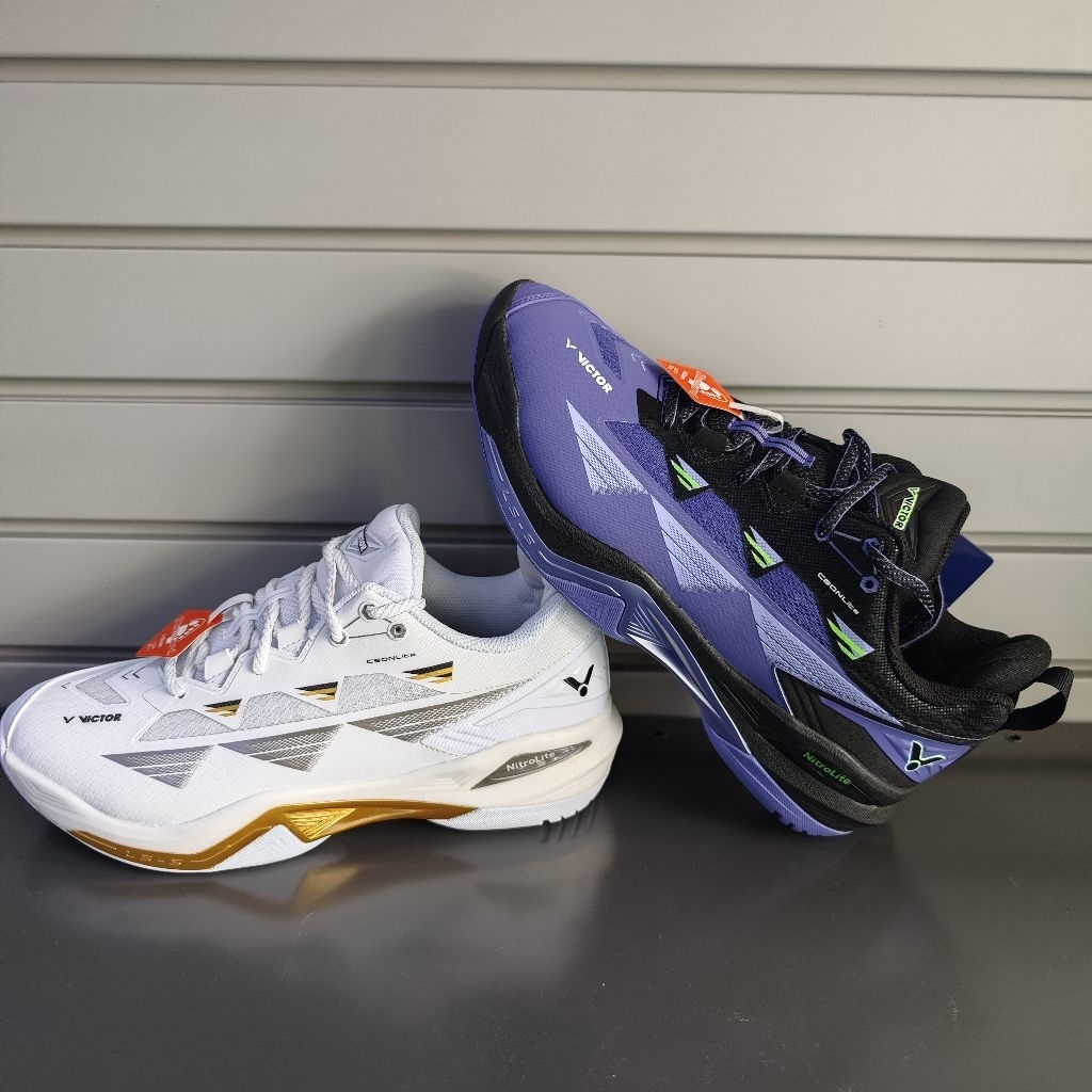 รองเท้า victor รุ่น C90 NLite