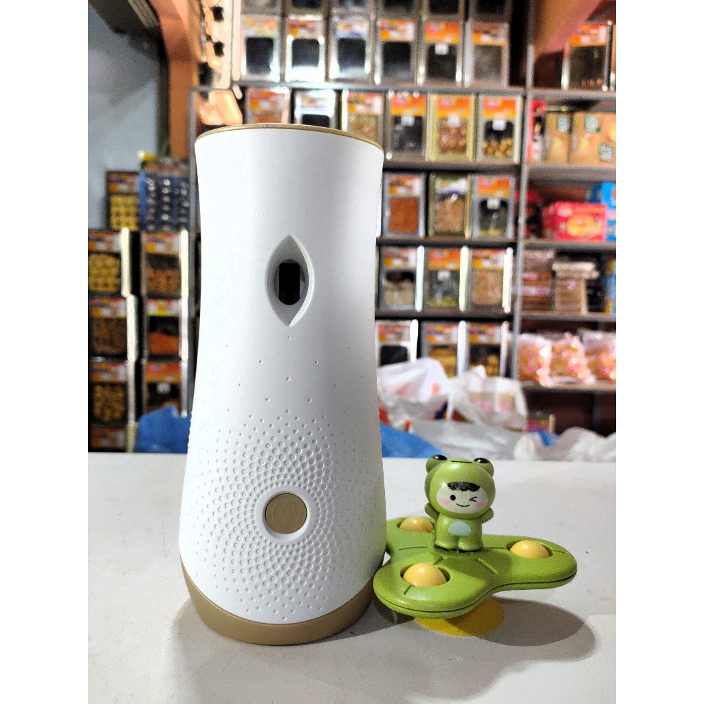 เกลด Glade เครื่องพ่นสเปรย์อัตโนมัติ พร้อมถ่านอัลคาไลน์ 2 ก้อน (ไม่มีน้ำหอม) สามารถใช้ร่วมกับรีฟิล(น้ำหอม) หลายยี่ห้อ