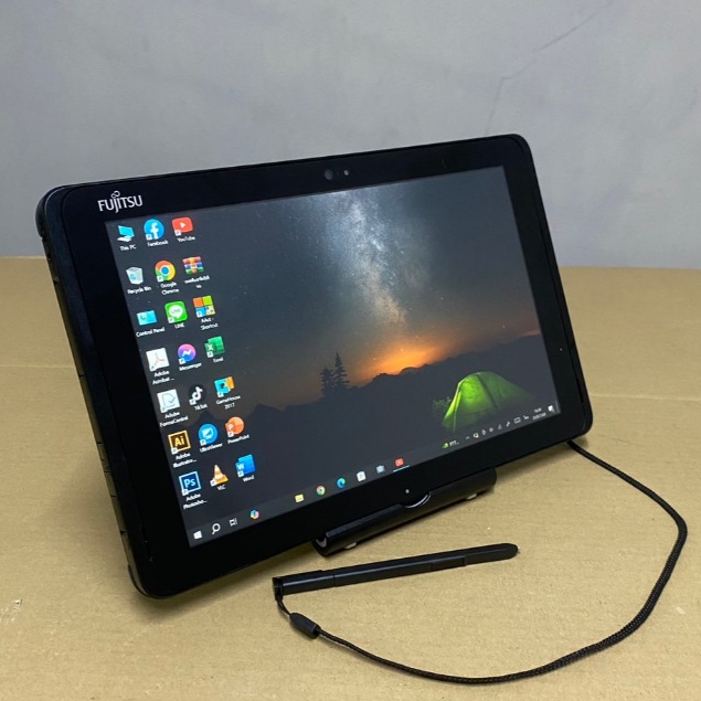 แท็บเล็ต 2in1 Fujitsu ArrowsTab Q507/PE Atom X5-Z8550(RAM:4GB/SSD:63-125GB)+ปากกาตรงรุ่นและแถมขาตั้ง