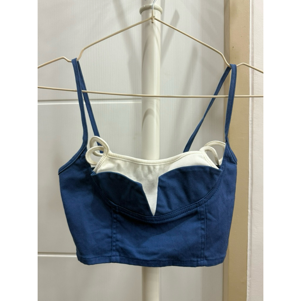 ส่งต่อแบรนด์ melt.inmoment