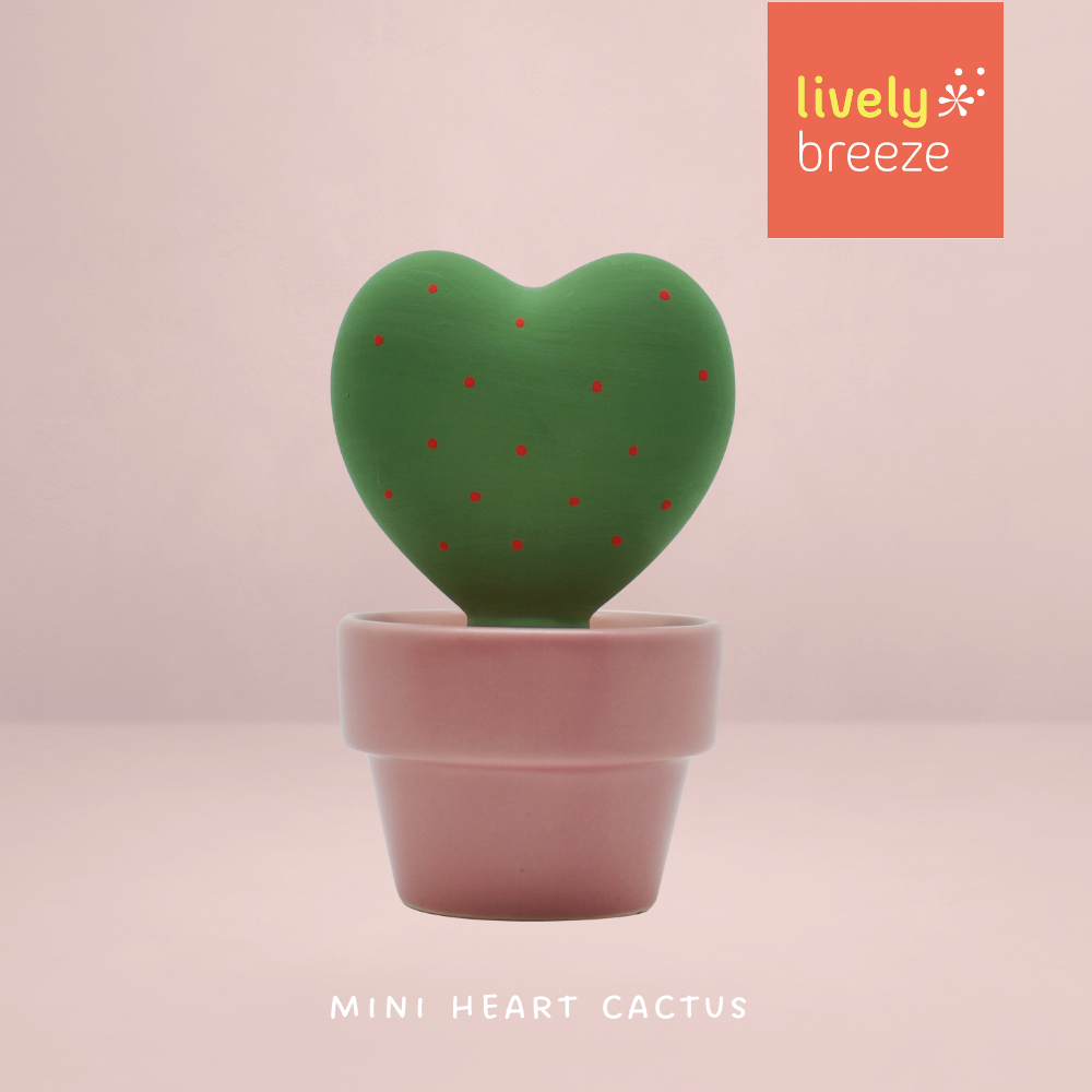 LIVELY BREEZE เครื่องหอมเซรามิกรูปกระบองเพชรหัวใจ Mini Heart cactus HAND MADE in THAILAND