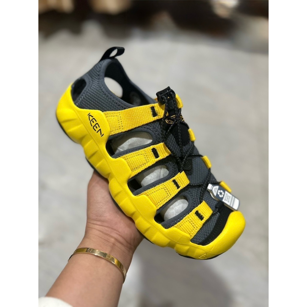 K€€n H2 รองเท้ามือสองคัดสภาพ