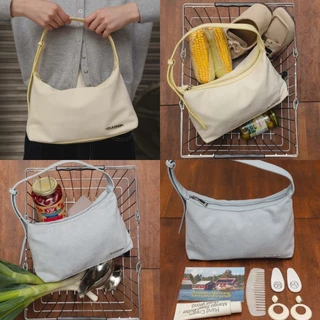 [พร้อมส่ง] CHUUCHOP - Wendy bag กระเป๋าข้างสะพายข้างสไตล์คลาสสิค หนังกลับและยีนส์ (C8316)