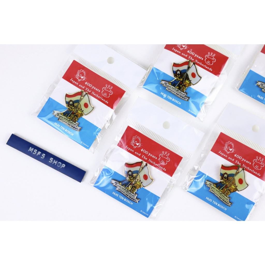[Vintage] เข็มกลัดแบบ Pin โลหะ Huis Ten Bosch แบบ 400 Years Japan and The Netherlands