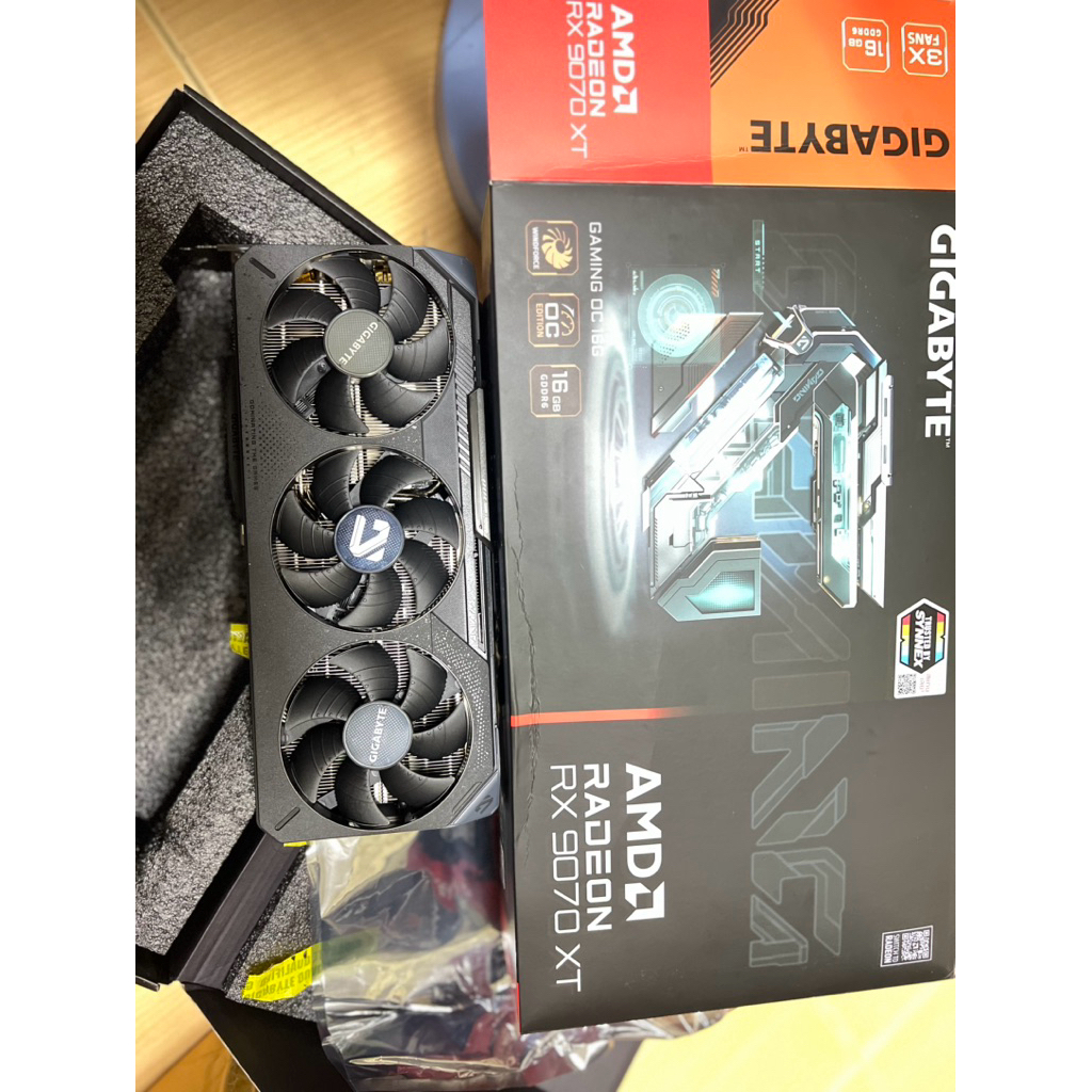 GIGABYTE RADEON RX 9070 XT GAMING OC 16G - 16GB GDDR6 (GV-R9070XTGAMING OC-16GD) 🔴 มือสอง มีประกัน