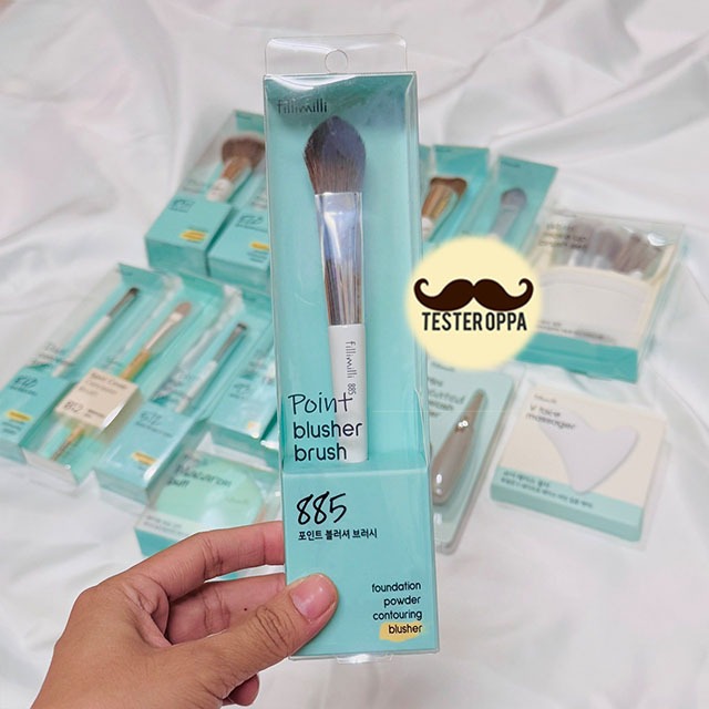 🩶✨ FILLIMILLI 885 POWDER VEIL BRUSH — แปรงปัดแป้งขนนุ่มฟู ปัดเบาได้ฟินิชเนียนละมุนเหมือนผิวจริง 🇰🇷