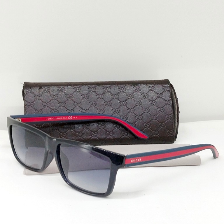 แว่นกันแดด Gucci Sherry GG1016 ของแท้ มือสอง ราคา 3,999