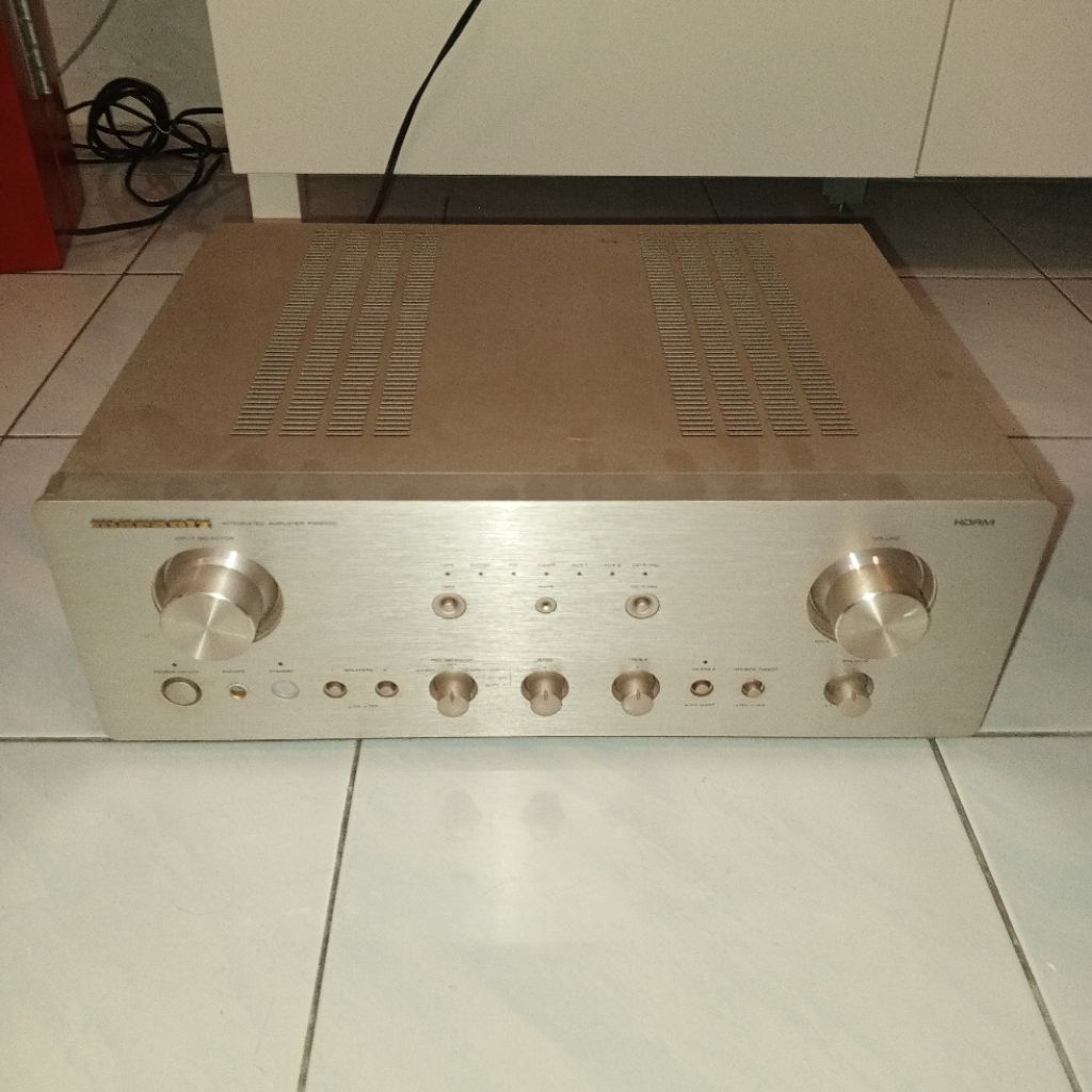 Marantz Integrated Amplifier PM8000F/N (มือสอง)