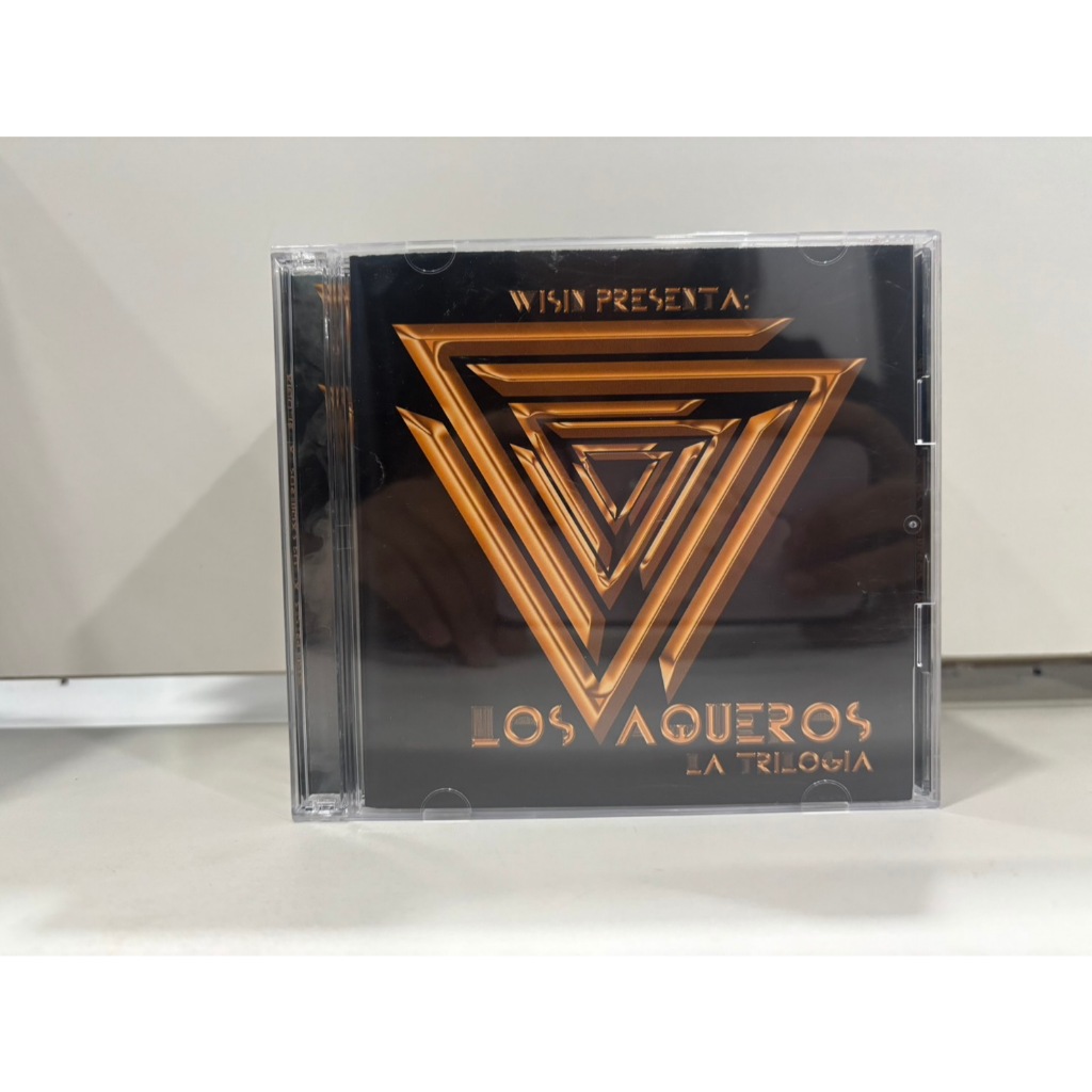 2 CD MUSIC  ซีดีเพลงสากล   WISIN PRESENTA: LOS VAQUEROS LA TRILOGIA     (D17C141)