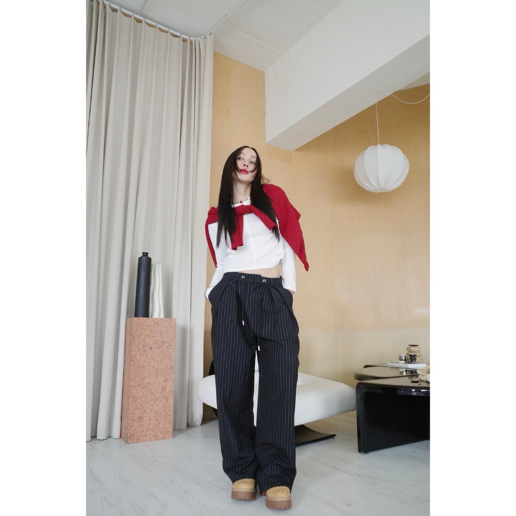 LOONNYSTORE  กางเกงขายาว รุ่น Josh Pants สีดำริ้ว s (new)