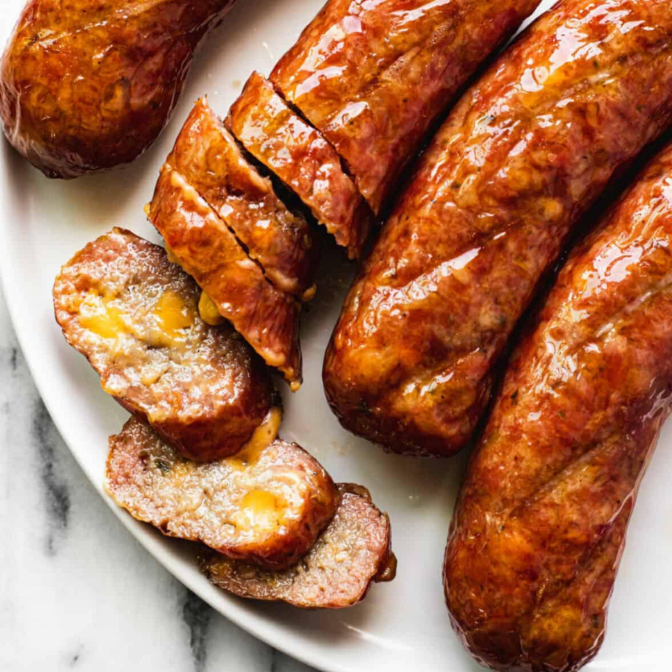 Traditional Cheese (Spiced) Sausage 500g 5 Links - ไส้กรอกชีส หมู แพ็ค 5 ชิ้นขนาด 500 กรัม