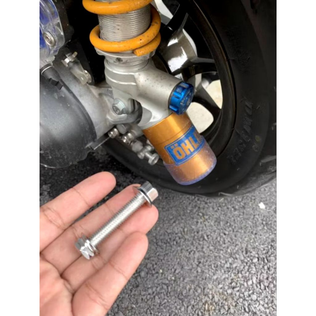 น๊อตยึดโช๊คหลัง ohlinsใส่giorno น๊อต1ตัว+เมีย1ตัว (ราคาต่อ1ชุด)