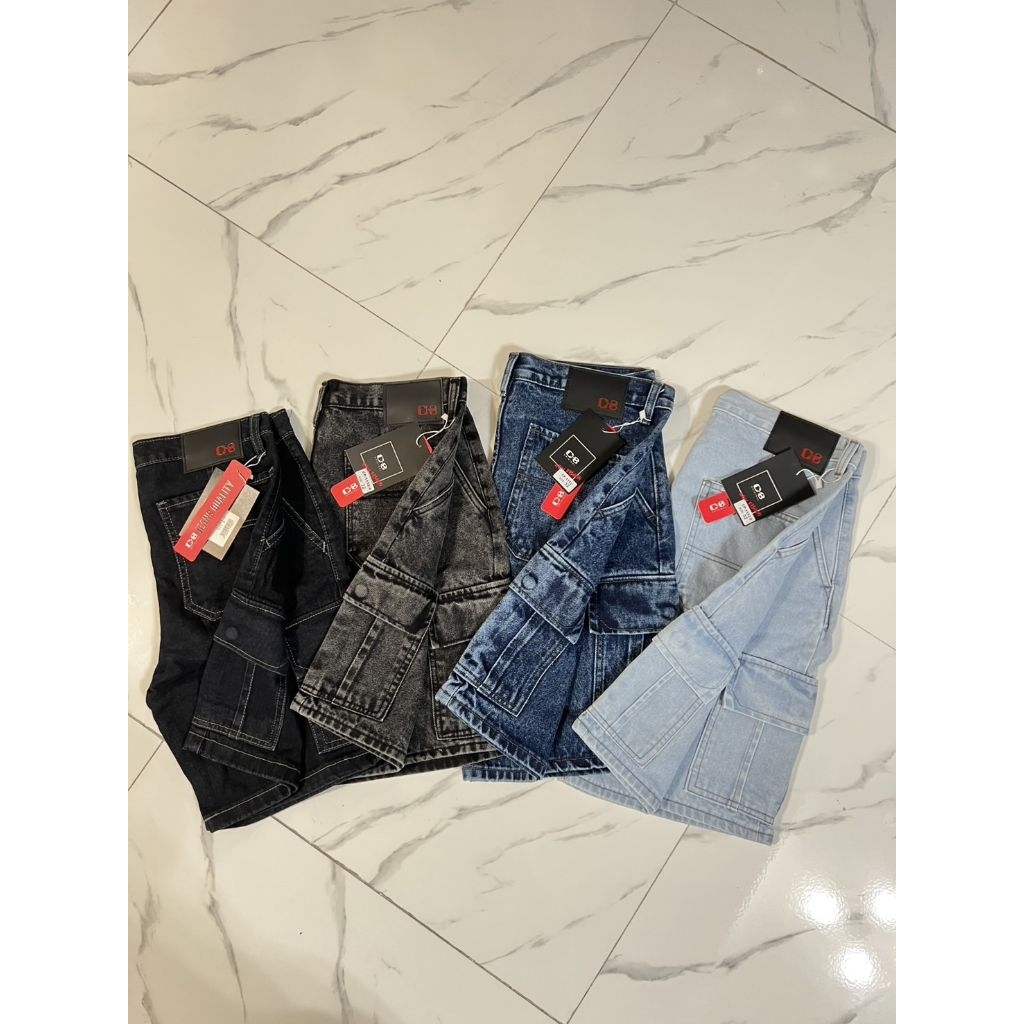 กางเกงยีนส์คาร์โก้ขาสั้น ป้าย CP8