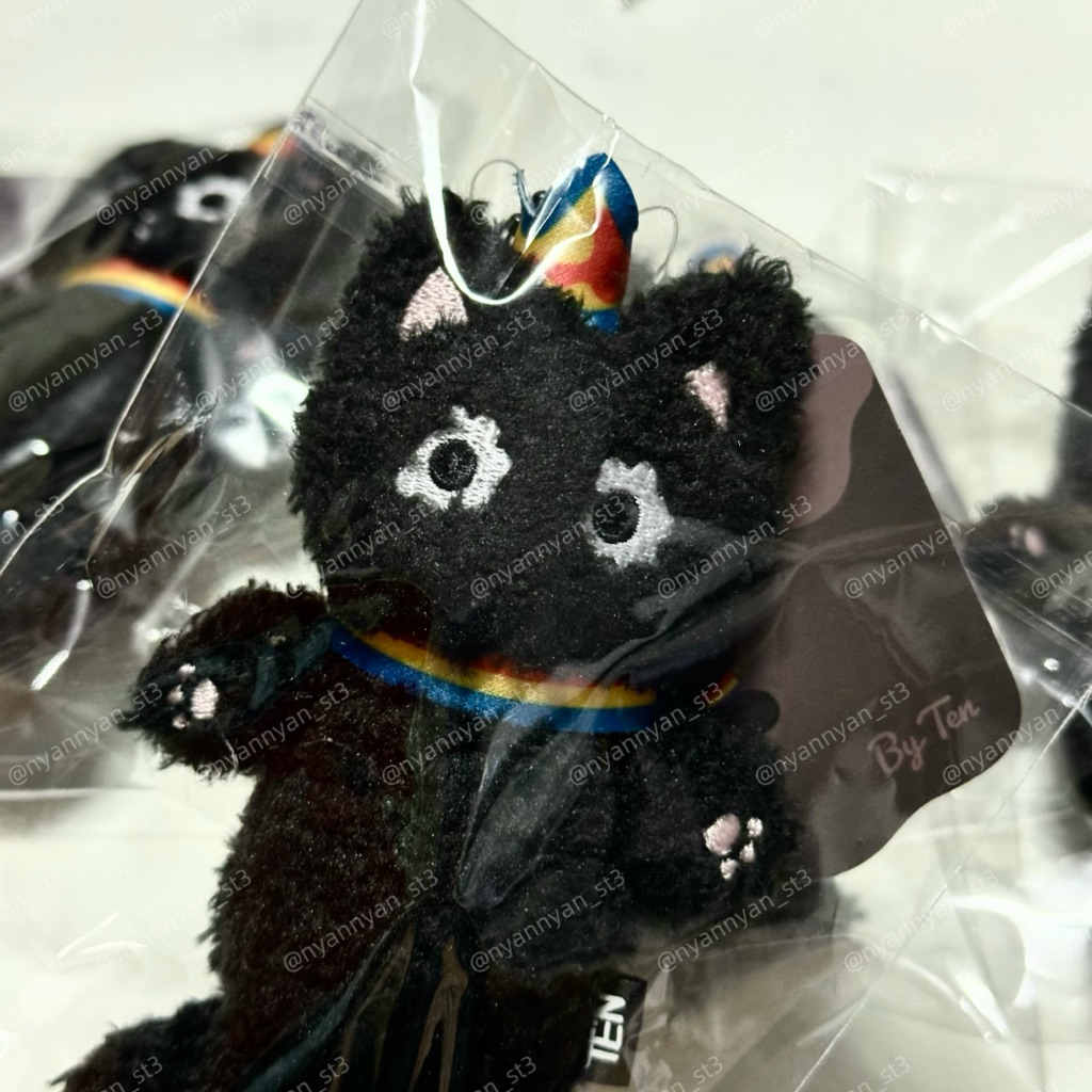 [พร้อมส่ง] กานูเล่ canele petit 10 cm / canele stunner 15 cm md มีตัวห้อยพวงกุญแจ Canele by TEN 💜