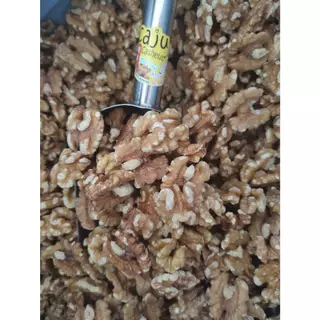 ​​​​​​​​​​​​​​วอลนัท Roasted Walnuts อบพร้อมทาน หอม กรอบ อร่อย เคี้ยวเพลิน ประโยชน์เยอะ ธัญพืชเพื่อสุขภาพ