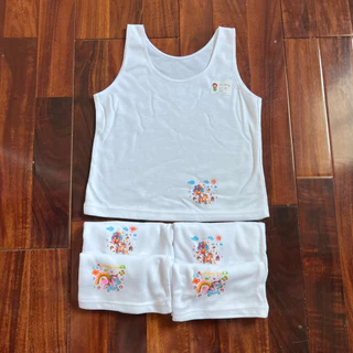 ( 1 แพค 4 ตัว ) เสื้อซับในสีขาวเด็กอนุบาล-ประถมต้น อายุ 3-8 ปี รอบอก 22-28 นิ้ว ผ้า cotton สวมใส่สบาย