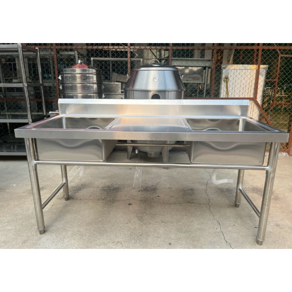 ซิ้งค์ล้างจานสแตนเลส 2 หลุม ( หลุมซ้าย+หลุมขวา )พร้อมที่คว่ำจานตรงกลาง แข็งแรง ทนทาน ขนาด 172*65*80cm.