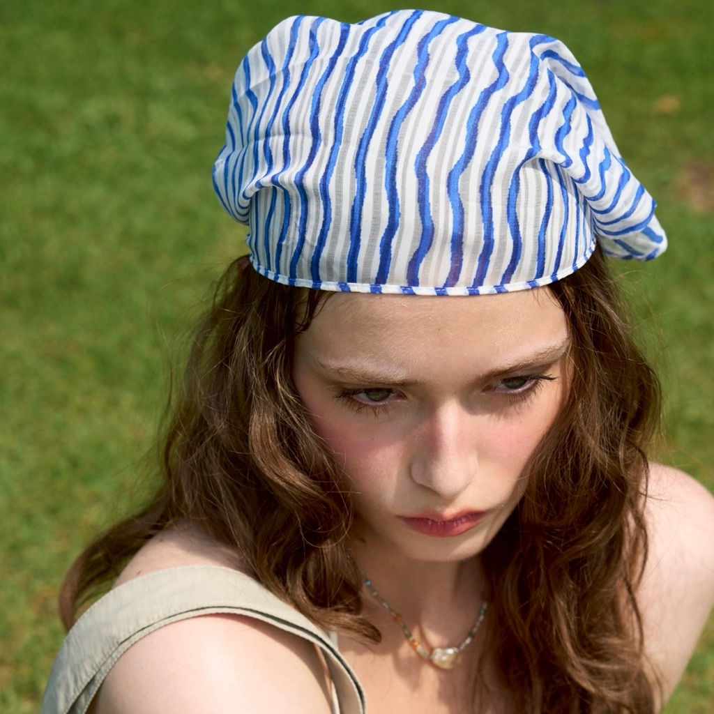 80x33 CM TRIANGLE HEAD SCARF