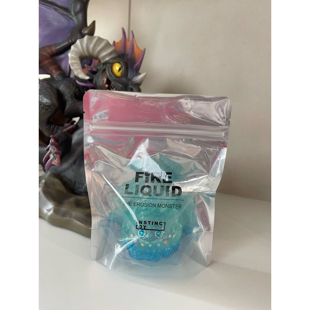 Limited Instinctoy fire liquid Tiffany blue