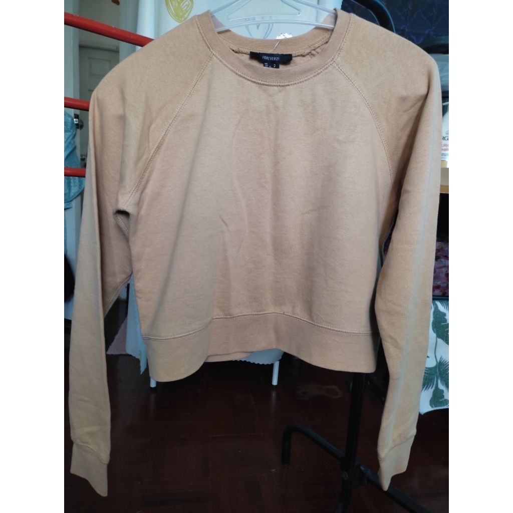 Forever21 Crop Sweatshirts toffee Brown สีชานมเข้ม เสื้อครอปแขนยาว life is boring ดำ