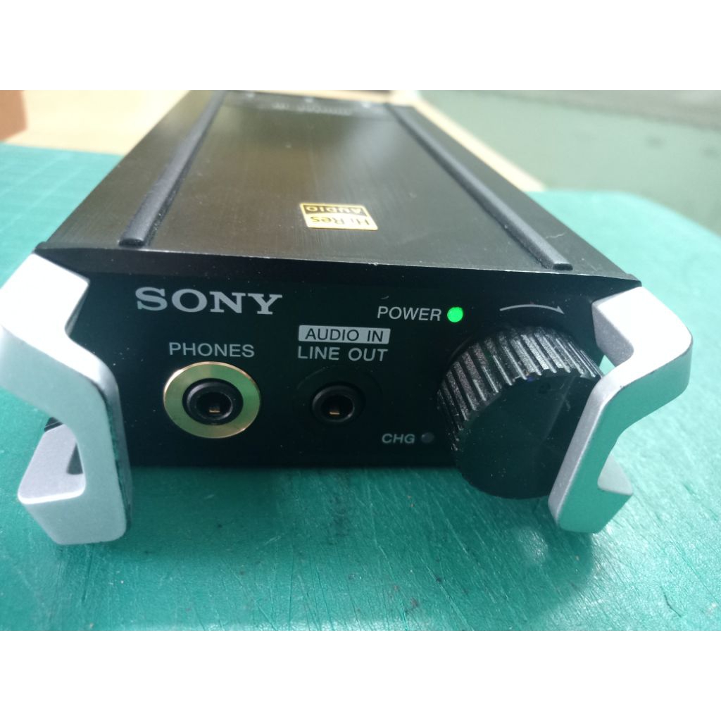 Sony PHA-2 เครื่องขยายเสียงหูฟังพกพาและ DAC รองรับ PCM 192kHz/24bit และ DSD