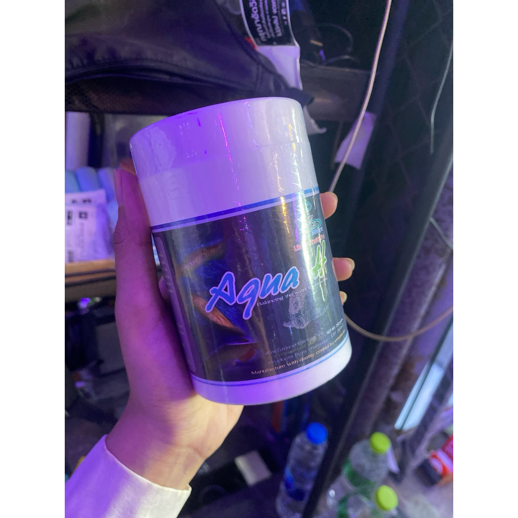 AQUA H 250g. สำหรับปรับสภาพนํ้าปลามังกร ลดอาการเครีลด/แก้หลังลอย/แก้ปัญหาน๊อคนํ้า