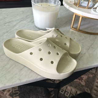 รองเท้าสำหรับผู้หญิง crocs platform slide สวยมากๆ เบา ใส่สบา…