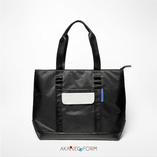กระเป๋าผ้าไนลอน กันน้ำ มีซิป Akaneg Form Bag