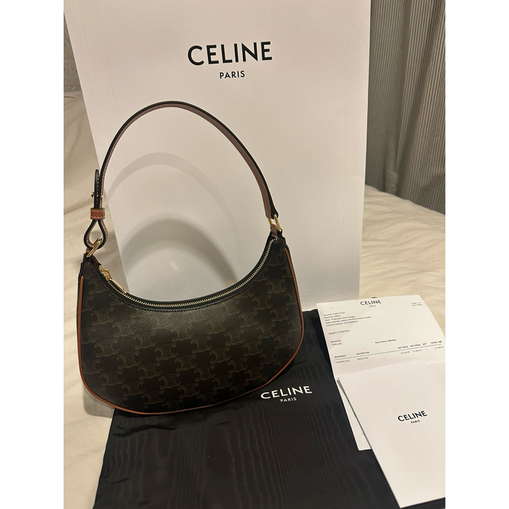 กระเป๋า Celine AVA bag used like very new ไม่มีตำหนิ ทรงเเข็ง อุปกรณ์ครบออกช้อปพารากอน พร้อมใบเสร็จ 