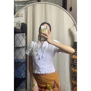เสื้อมอญประยุกต์ลูกไม้สีขาว งานใหม่ แบบน่ารักมาก เนื้อผ้านิ่มใส่สบาย